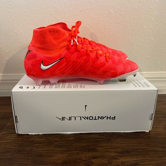 Nike Phantom Luna Elite FG Bright Crimson Soccer Cleats Mens 10.5 FN8405-600 - Picture 2 of 4